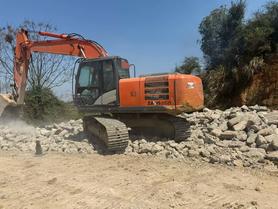 Buy Hitachi EX210-5 Used Excavator / 3 Used Hitachi EX210-5 Excavator 2014 Model / 3