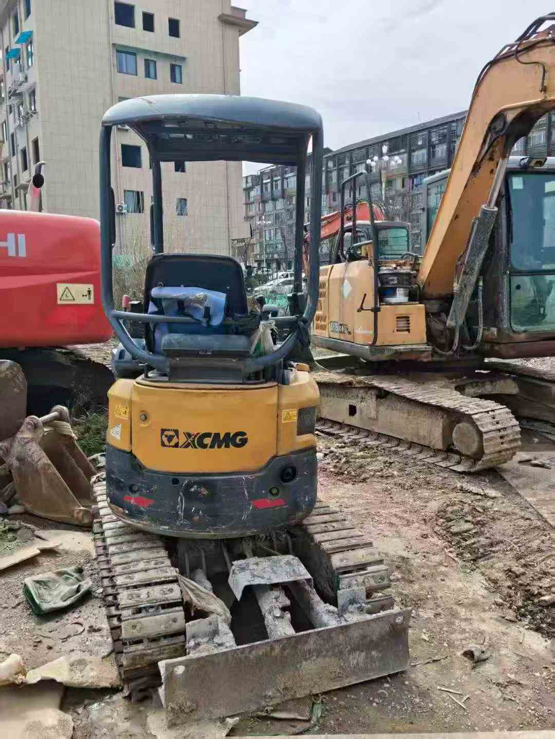 Buy XCMG XE15U Used Excavator / 2 Used XCMG XE15U Excavator 2022 Model / 2