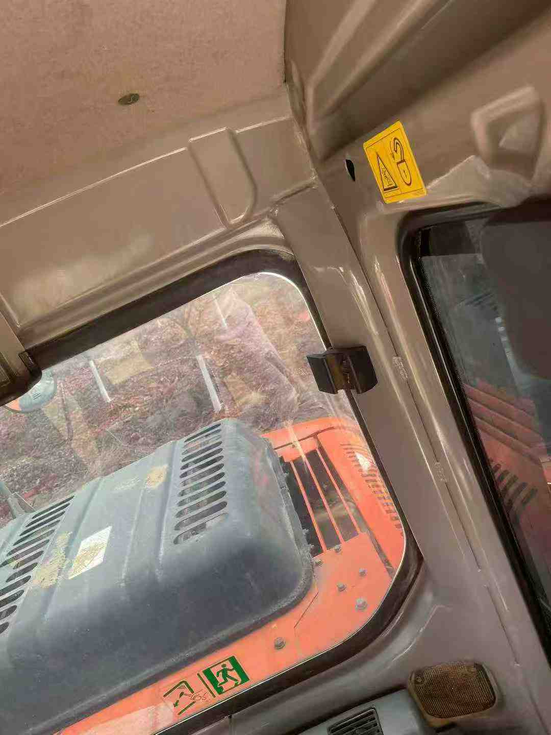 Used Hitachi EX120-6 Excavator 2014 Model / 7