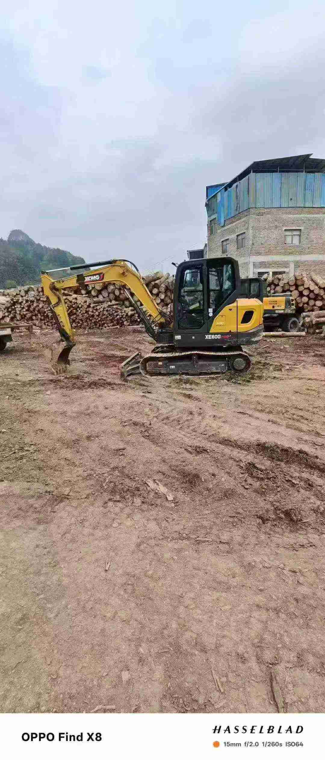 Buy XCMG XE60 Used Excavator / 1