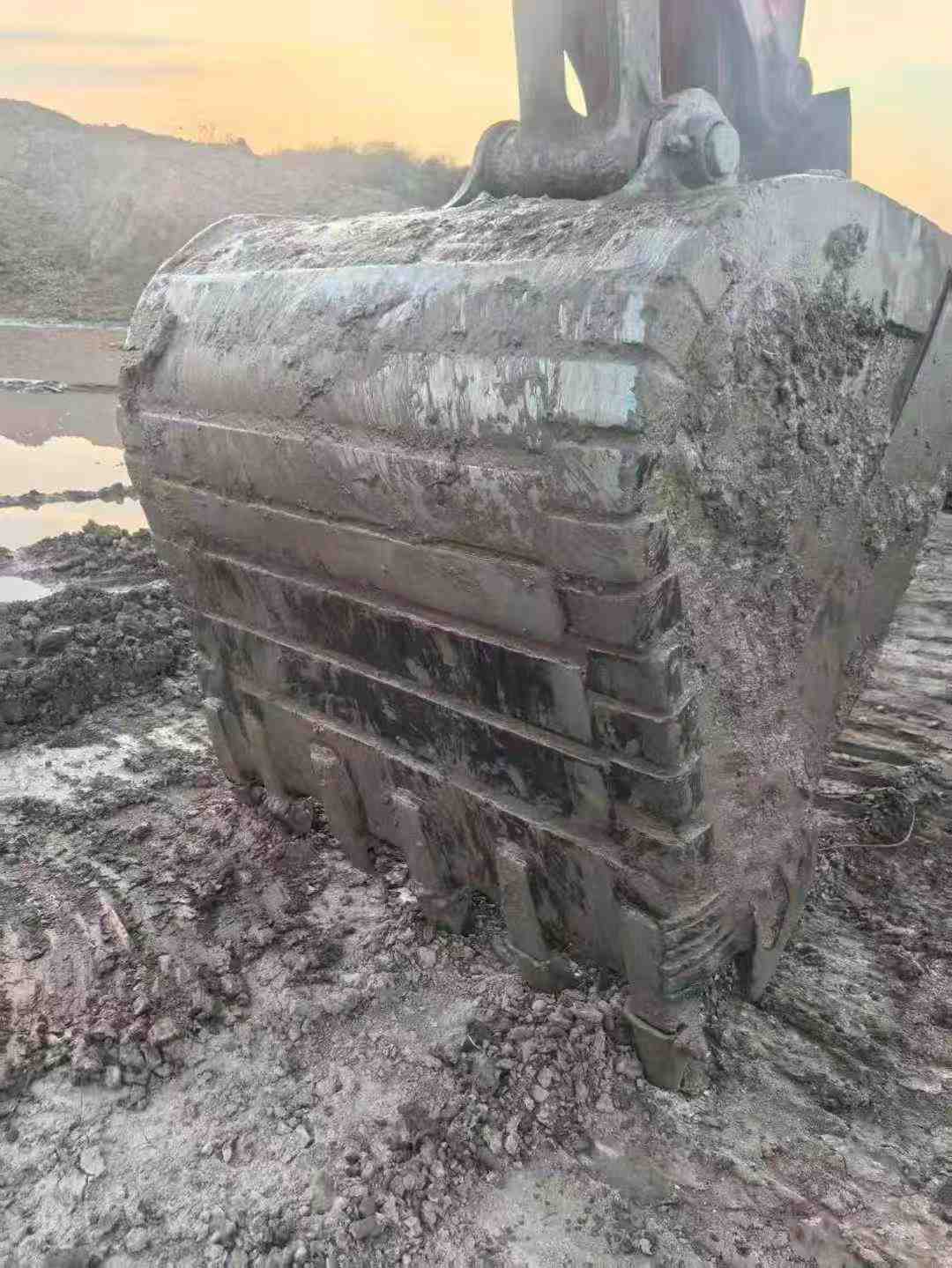 Buy Hitachi ZX330-5B Used Excavator / 8 Used Hitachi ZX330-5B Excavator 2016 Model / 8