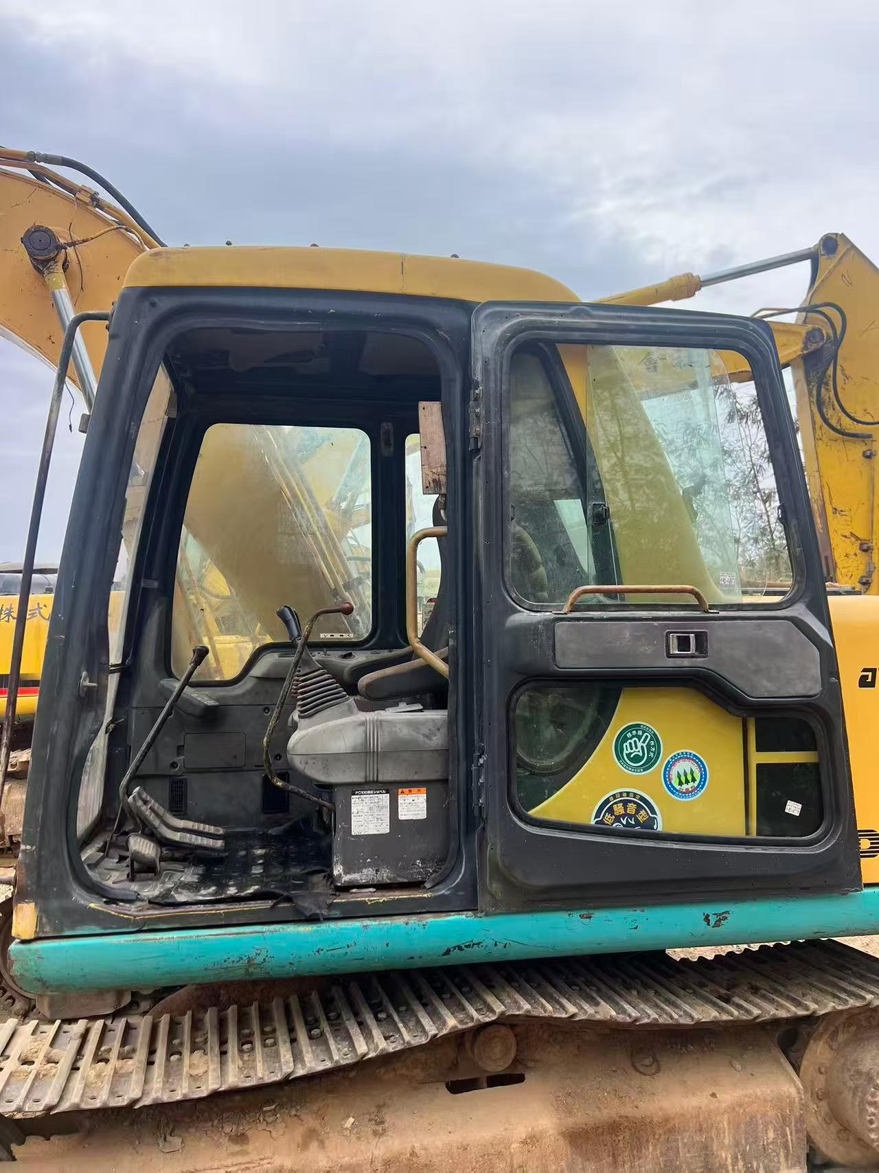 Used Komatsu PC100-6 Excavator 2016 Model / 4