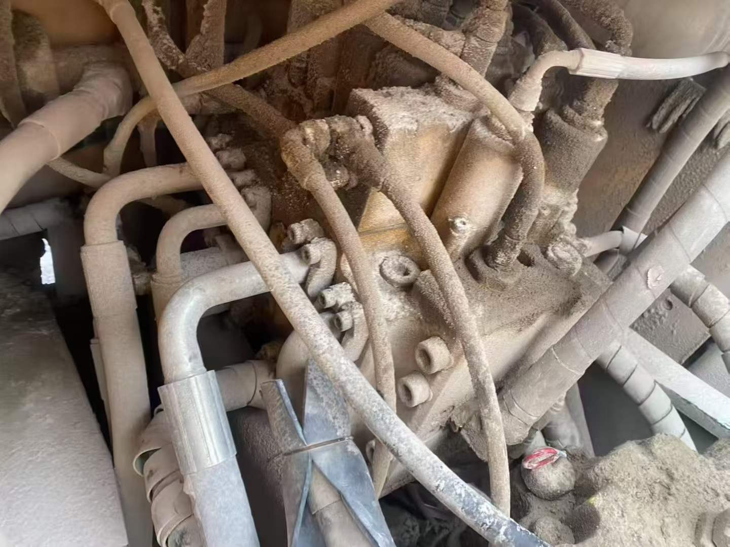 Used Hyundai R215-7 Excavator 2017 Model / 5