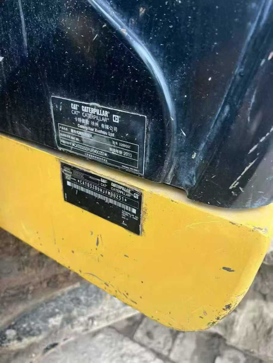 Buy Caterpillar 320D2GC Used Excavator / 9 Used Caterpillar 320D2GC Excavator 2013 Model / 9