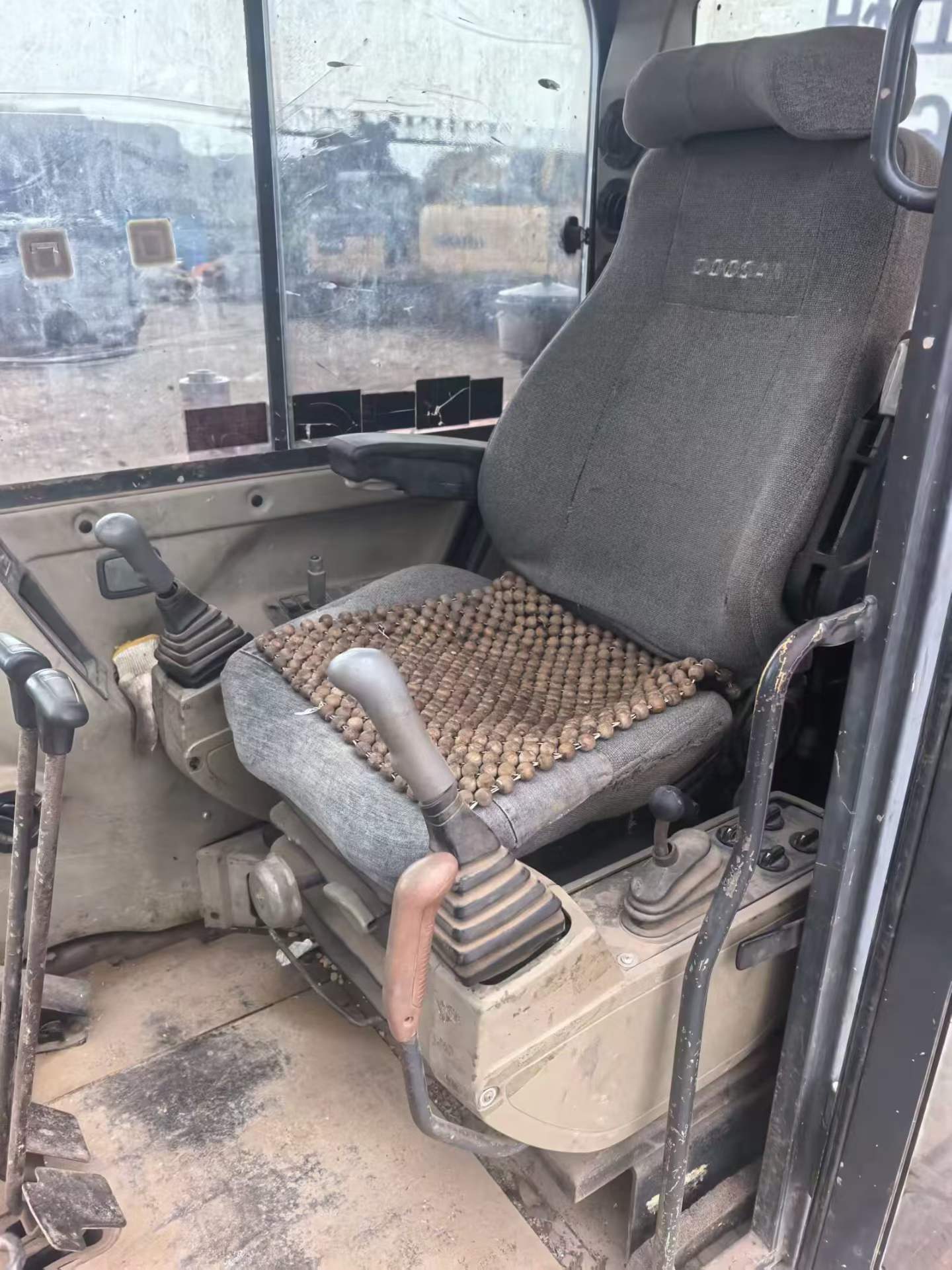 Buy Doosan DH60-7 Used Excavator / 5 Used Doosan DH60-7 Excavator 2016 Model / 5