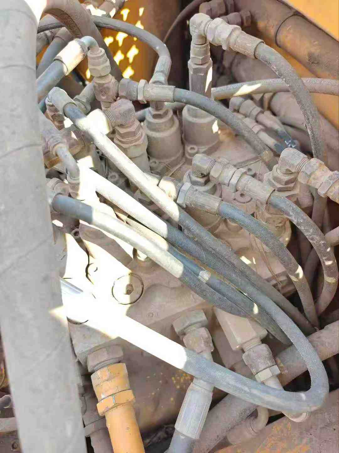 Buy Hyundai R130-5 Used Excavator / 3 Used Hyundai R130-5 Excavator 2016 Model / 3