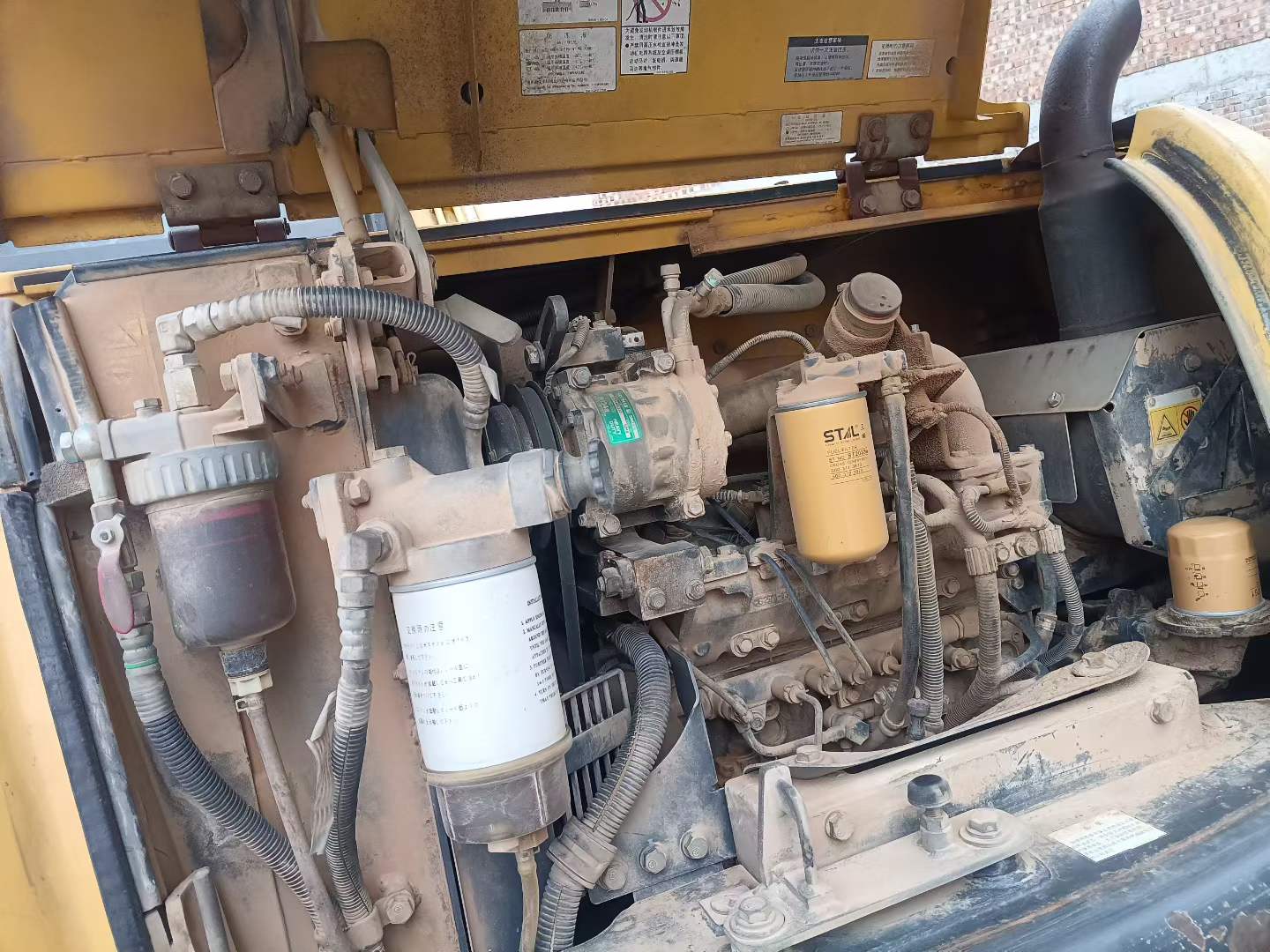 Used Komatsu PC60 Excavator 2014 Model / 8