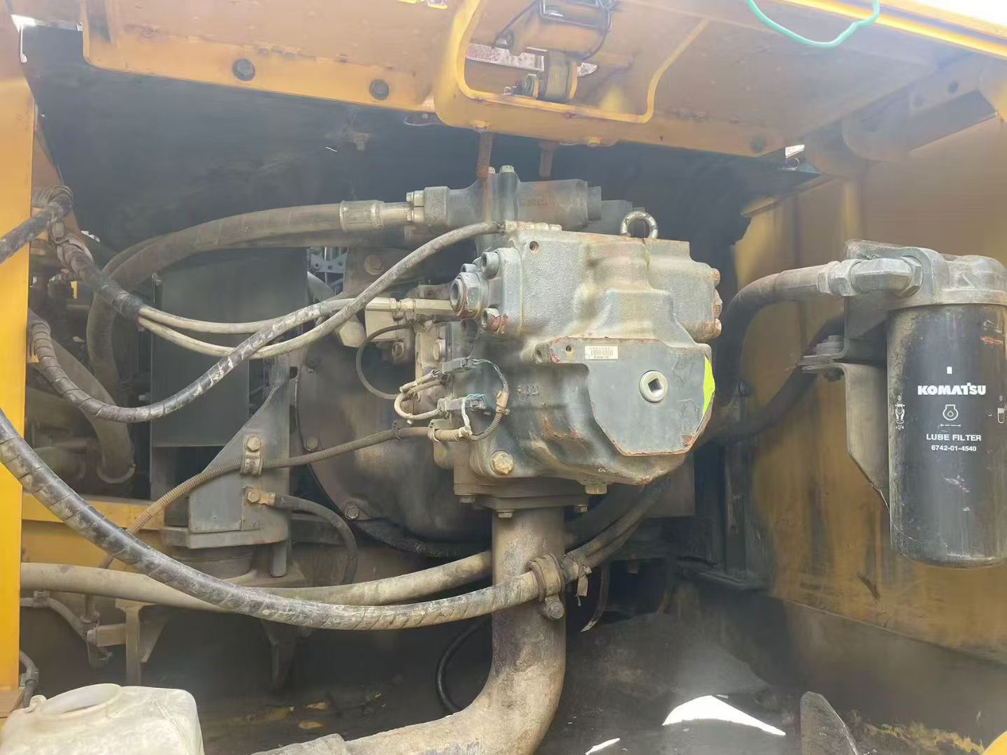 Used Komatsu PC300-8 Excavator 2014 Model / 2