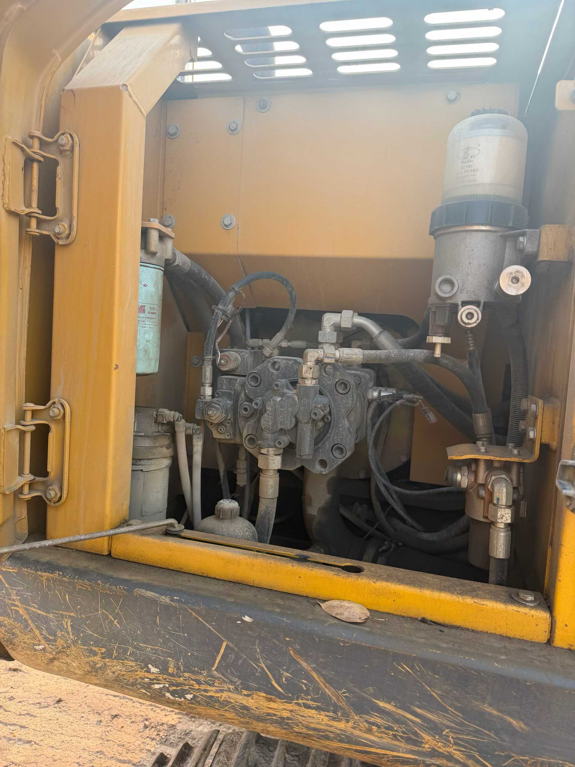 Buy XCMG XE135B Used Excavator / 6 Used XCMG XE135B Excavator 2018 Model / 6