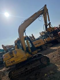 Buy Komatsu PC60-7 Used Excavator / 3 Used Komatsu PC60-7 Excavator 2016 Model / 3