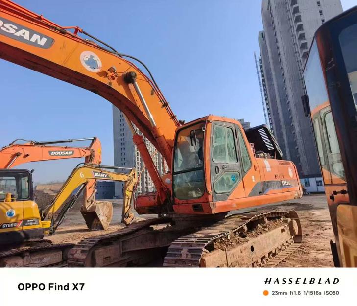 Buy Doosan S300 Used Excavator / 1