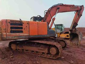 Buy Hitachi ZX200-5G Used Excavator / 4 Used Hitachi ZX200-5G Excavator 2014 Model / 4