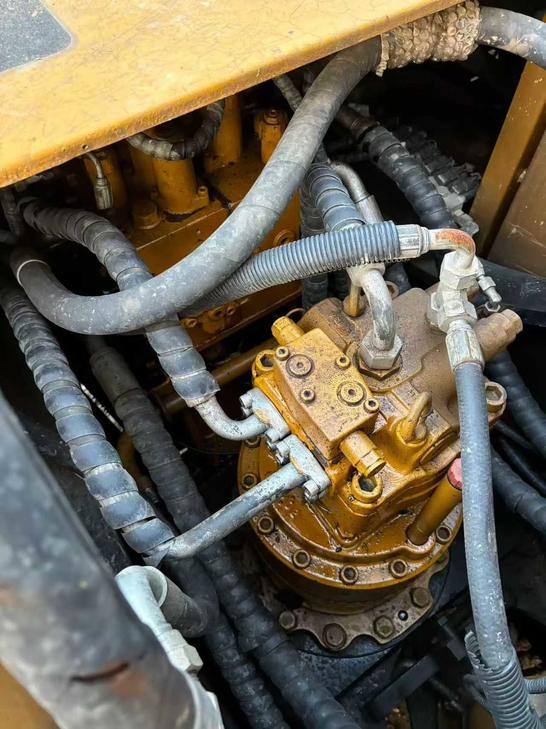 Buy Sany SY215C-8 Used Excavator / 1