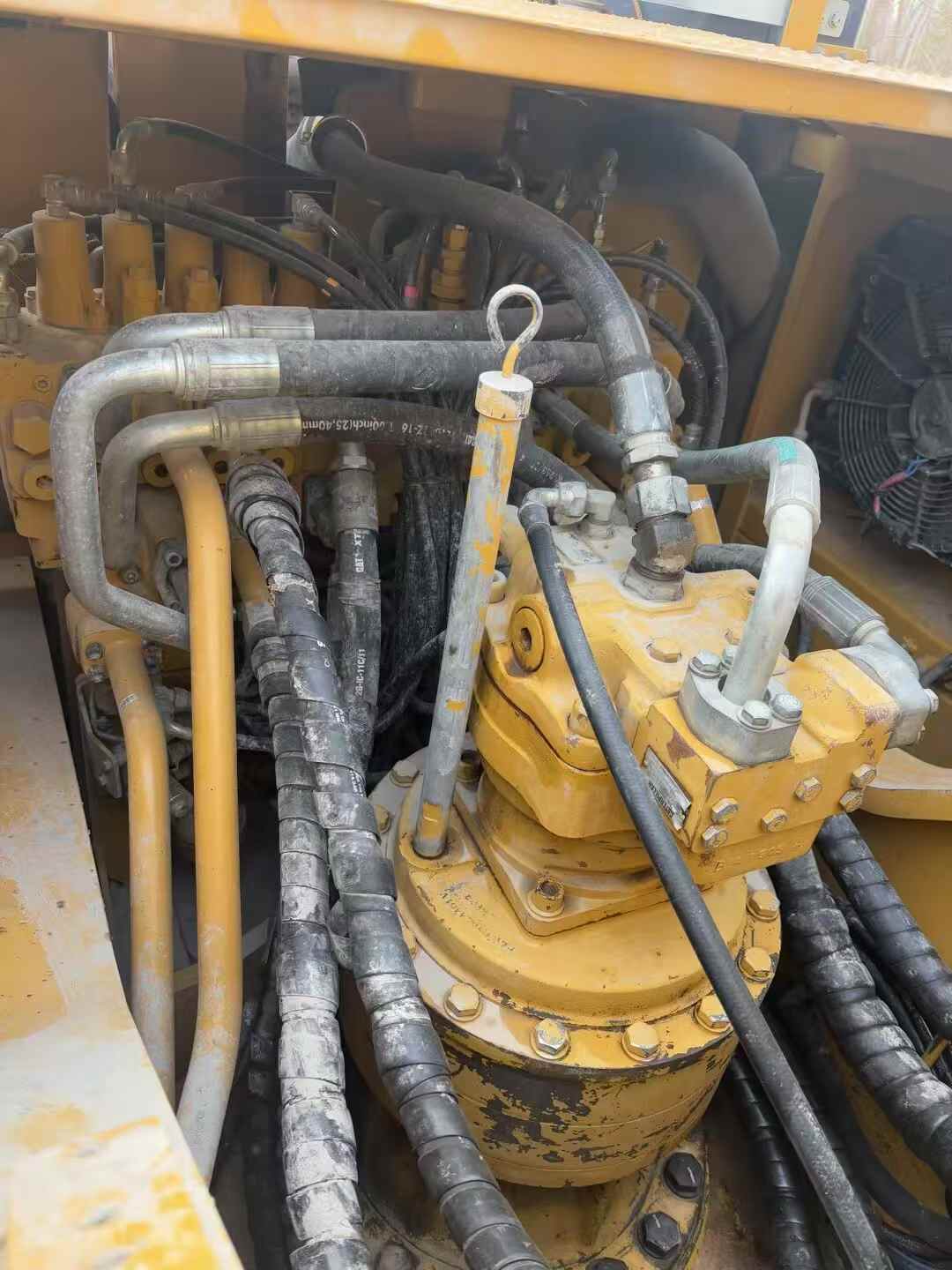 Used Caterpillar 330B Excavator 2017 Model / 6