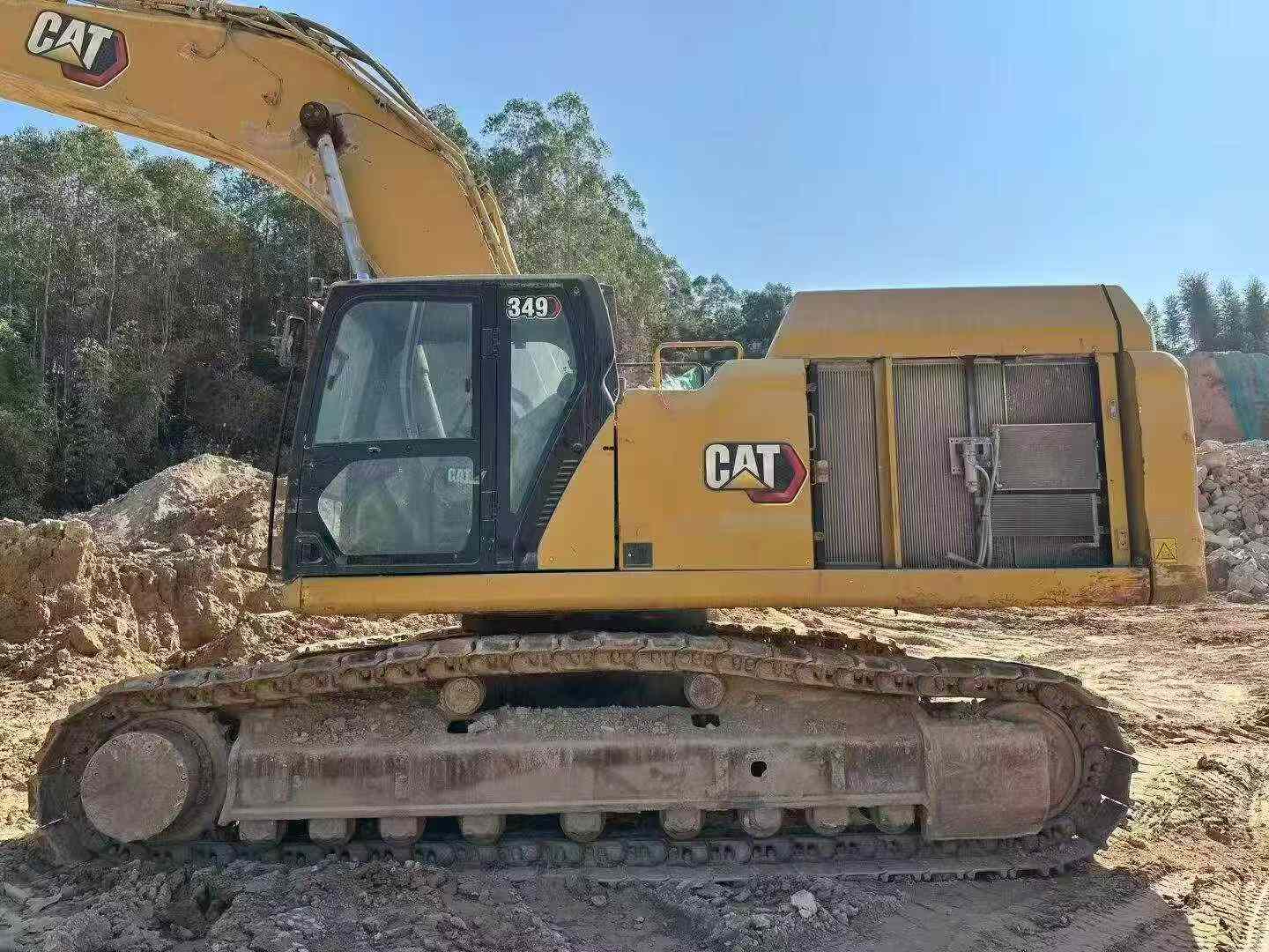 Buy Caterpillar 349E Used Excavator / 1