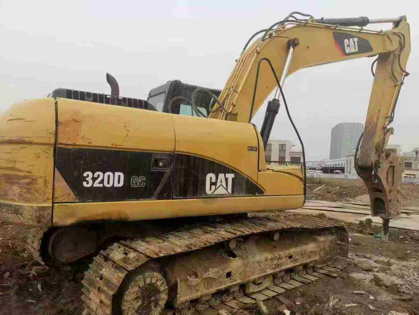 Used Caterpillar 320A Excavator 2011 Model / 3