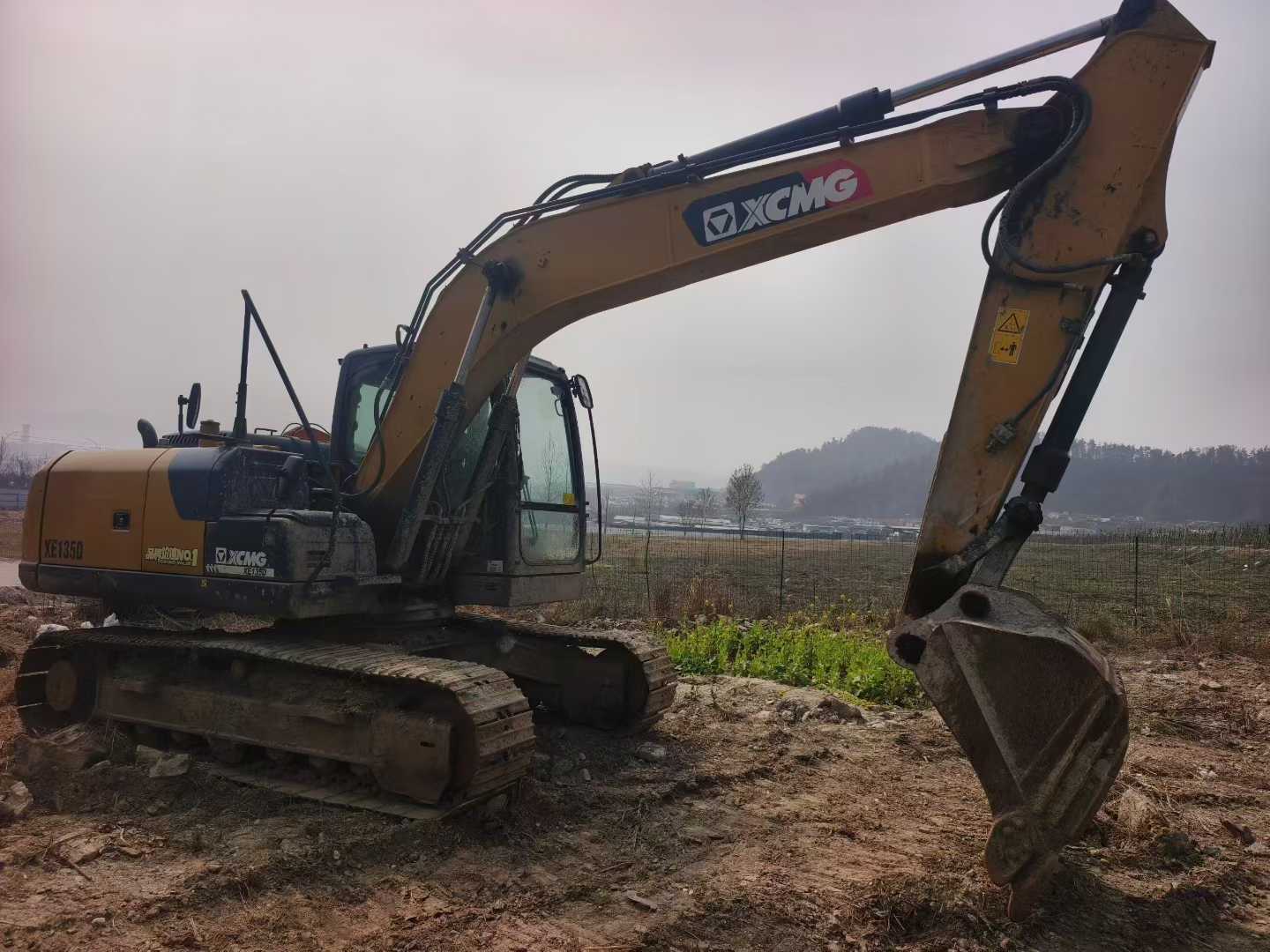 Used XCMG XE135B Excavator 2021 Model / 2
