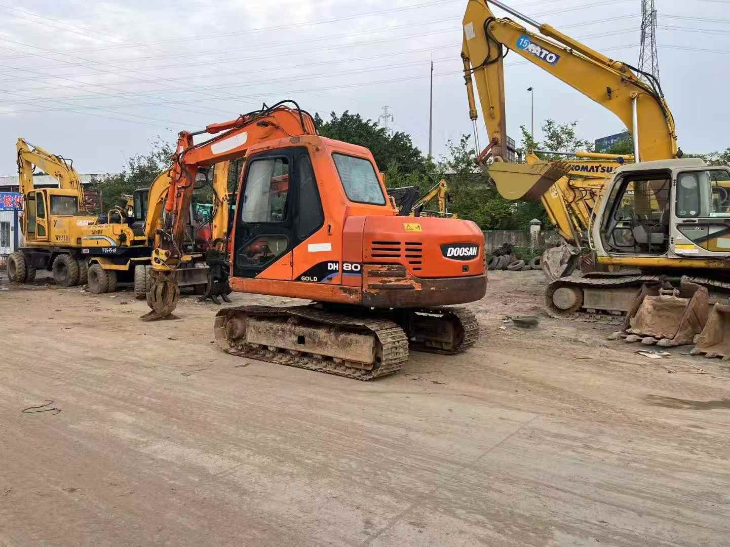 Buy Doosan DH80 Used Excavator / 4 Used Doosan DH80 Excavator 2016 Model / 4
