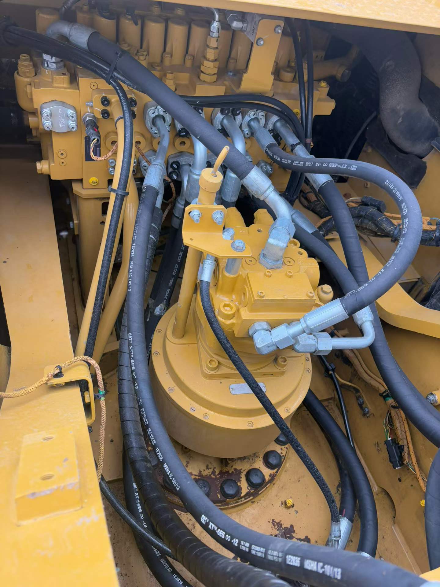 Buy Caterpillar 330B Used Excavator / 7 Used Caterpillar 330B Excavator 2022 Model / 7