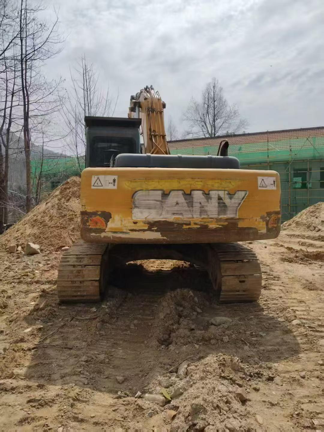 Used Sany SY215C Excavator 2016 Model / 6