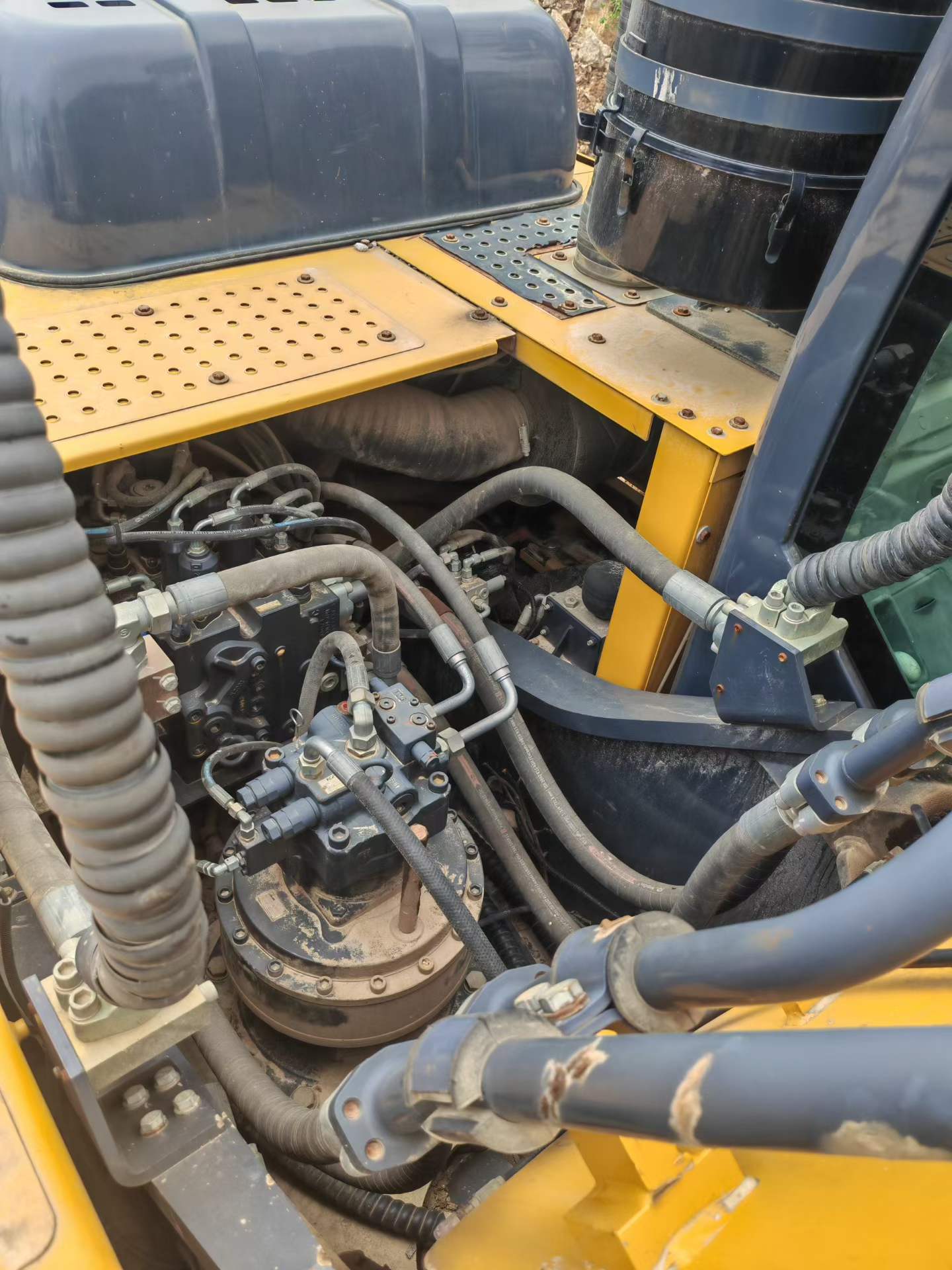 Used XCMG XE380K Excavator 2021 Model / 6