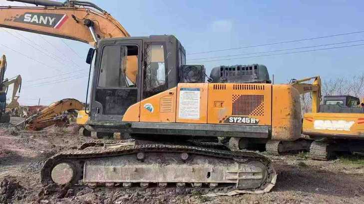 Buy Sany SY245H Used Excavator / 1