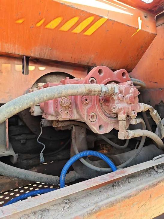 Buy Doosan DH300-7 Used Excavator / 1