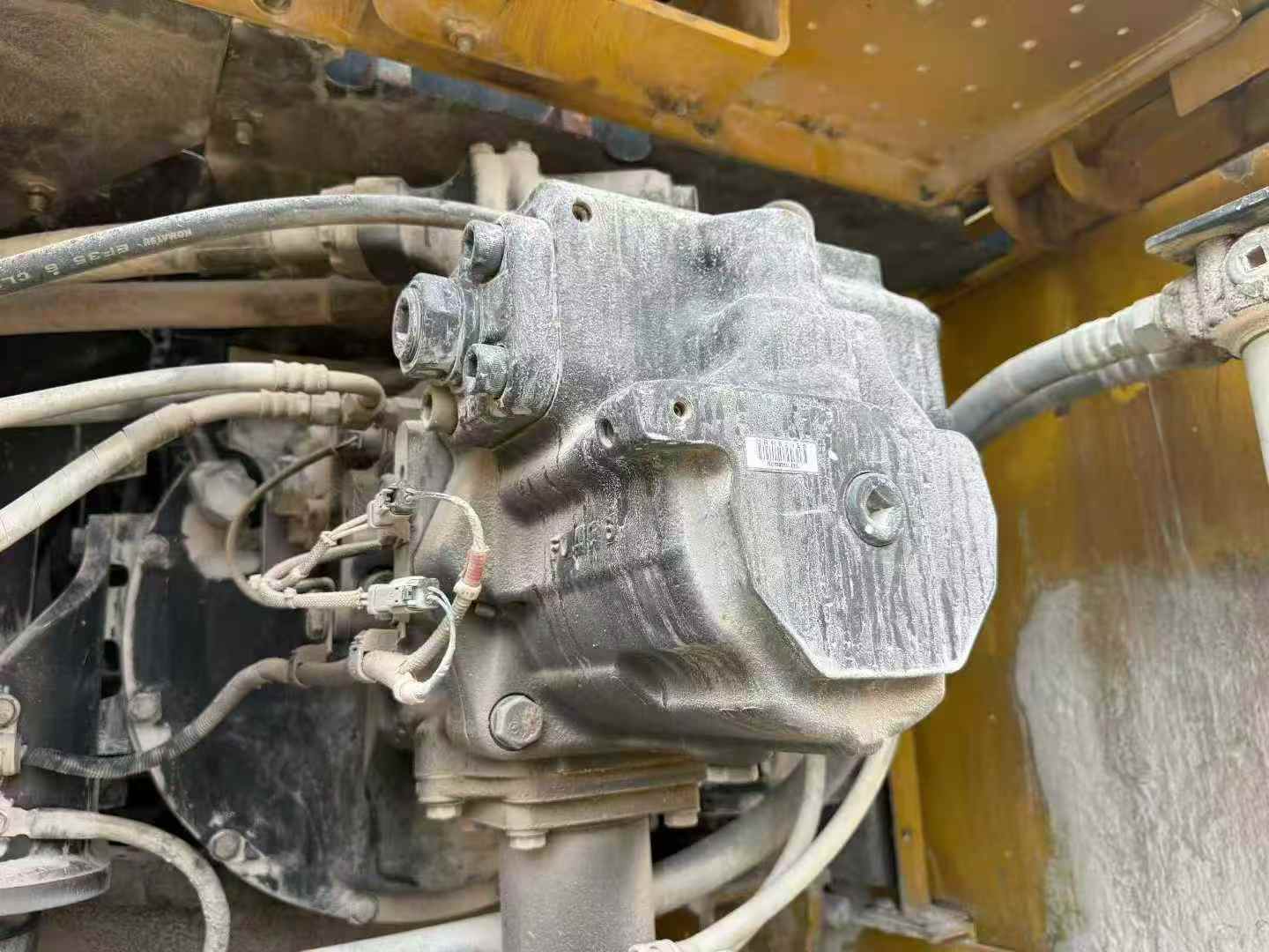 Used Komatsu PC300 Excavator 2020 Model / 4