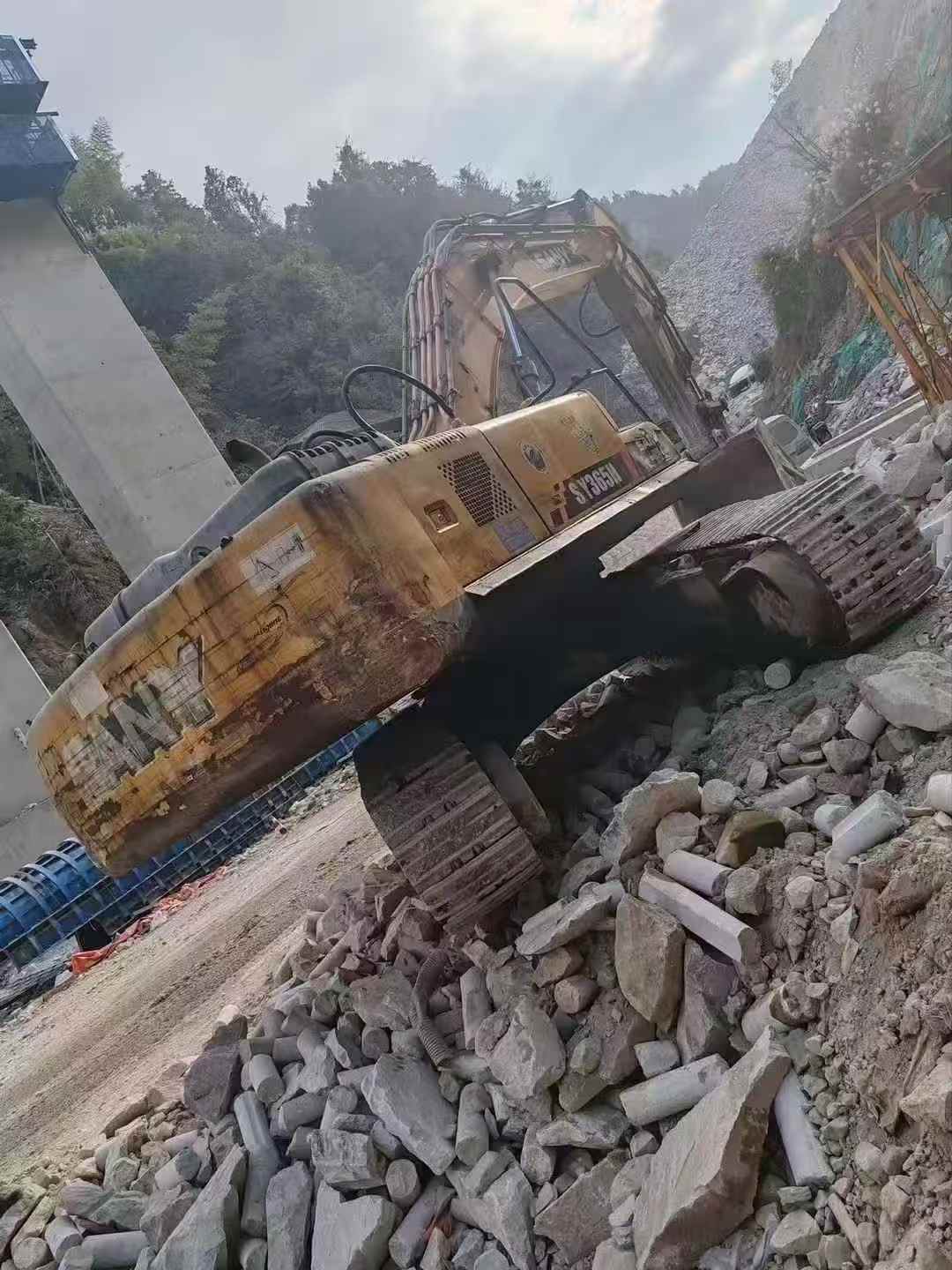 Used Sany SY365C-8 Excavator 2014 Model / 2