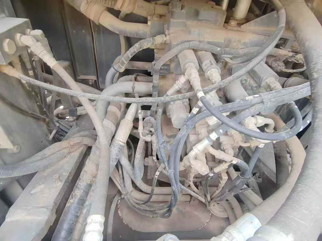 Used Sumitomo SH210-6 Excavator 2017 Model / 6