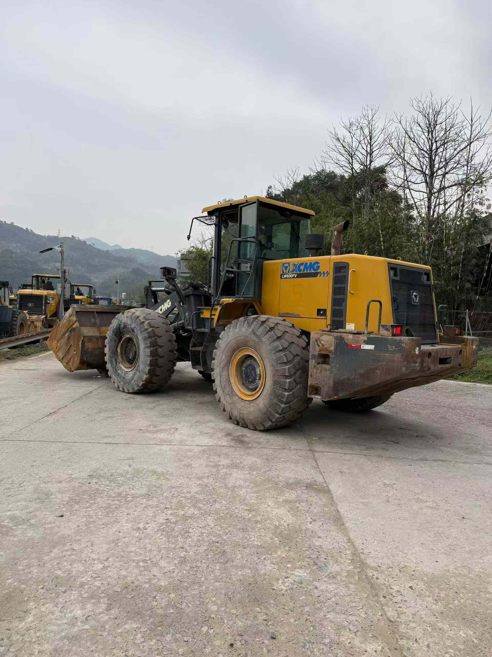 Used XCMG LW600E Loader 2021 Model / 3