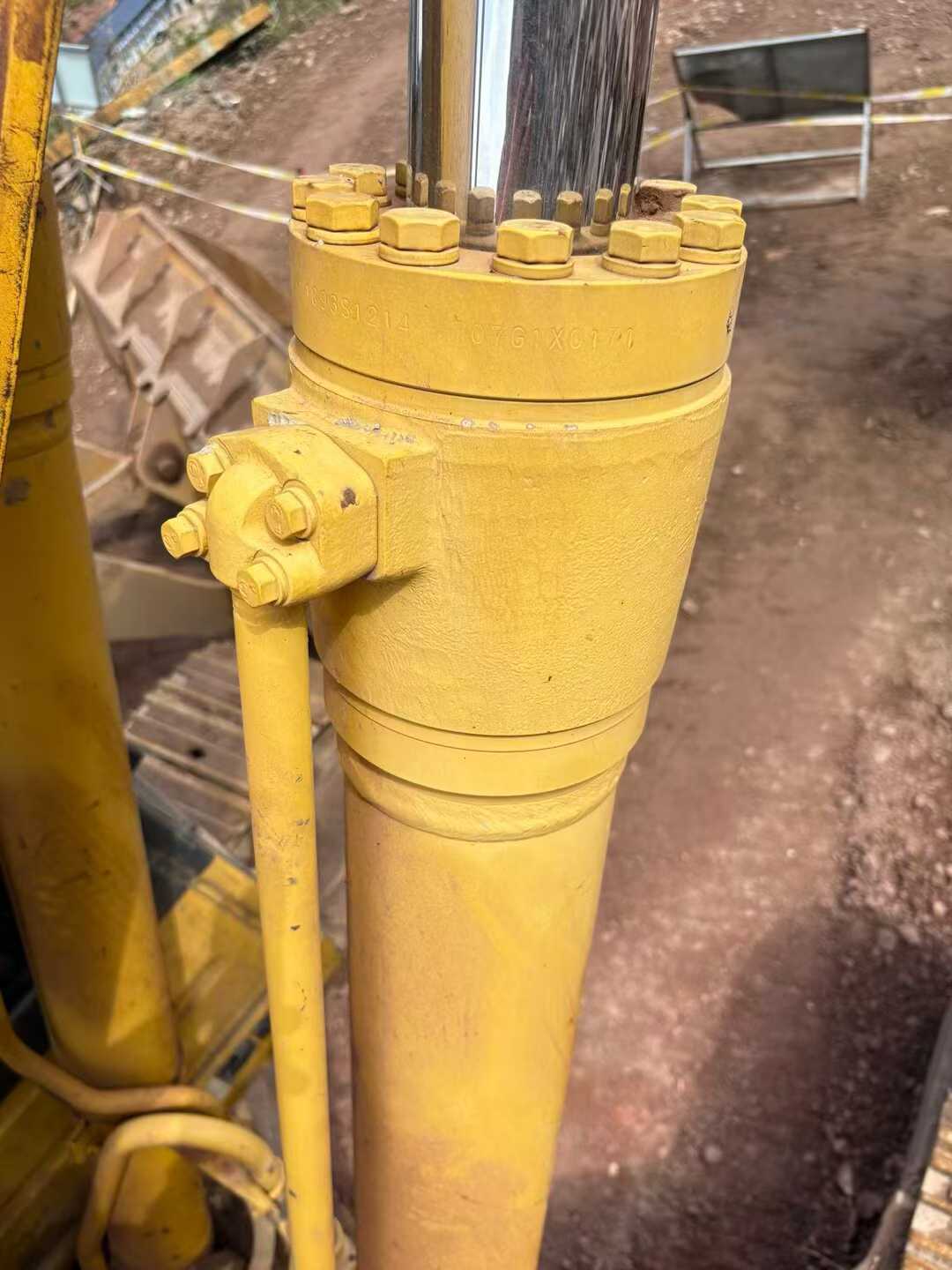 Used Komatsu PC220 Excavator 2019 Model / 9