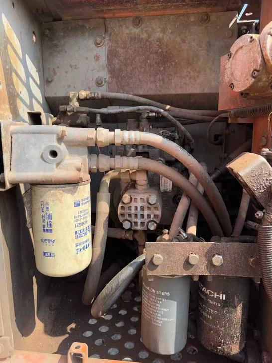 Buy Hitachi EX120-6 Used Excavator / 1