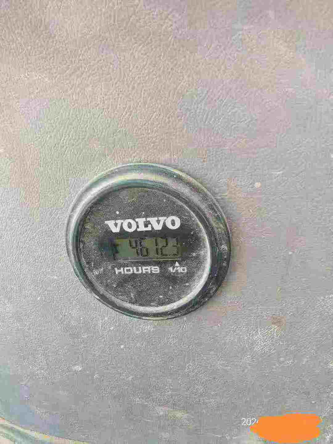 Used Volvo L120E Excavator 2022 Model / 4