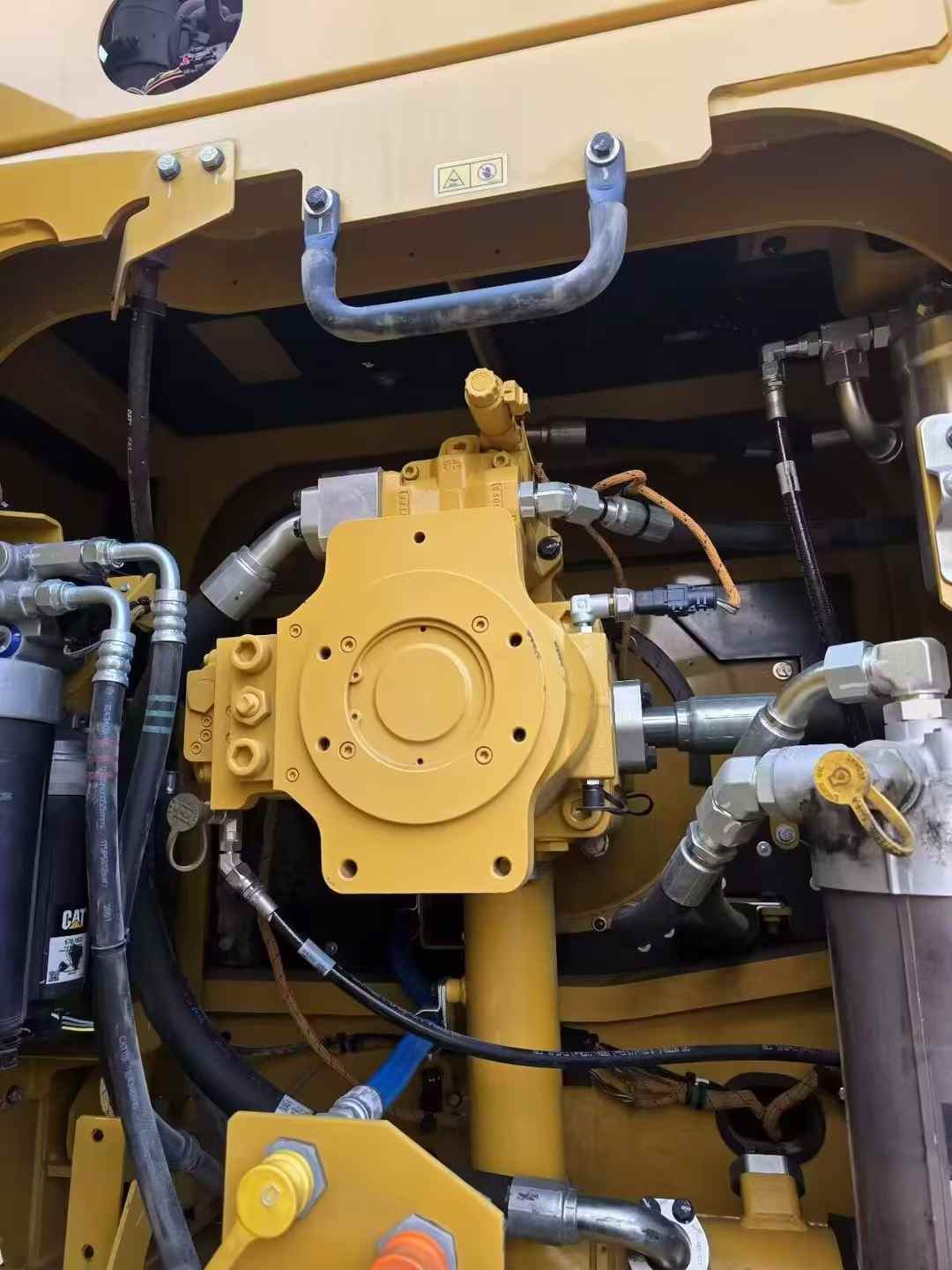 Used Caterpillar CAT352  Excavator 2023 Model / 7