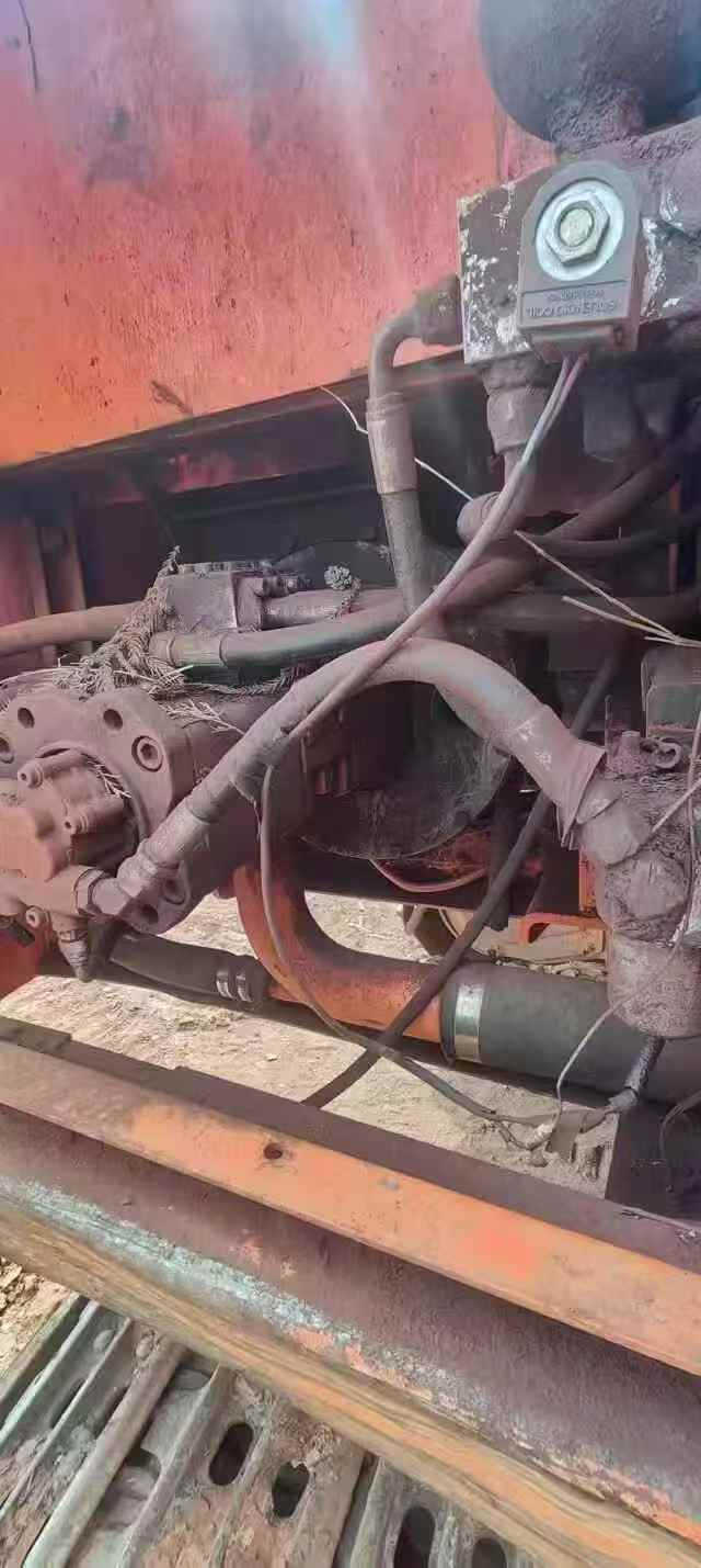 Used Doosan DH150 Excavator 2011 Model / 4