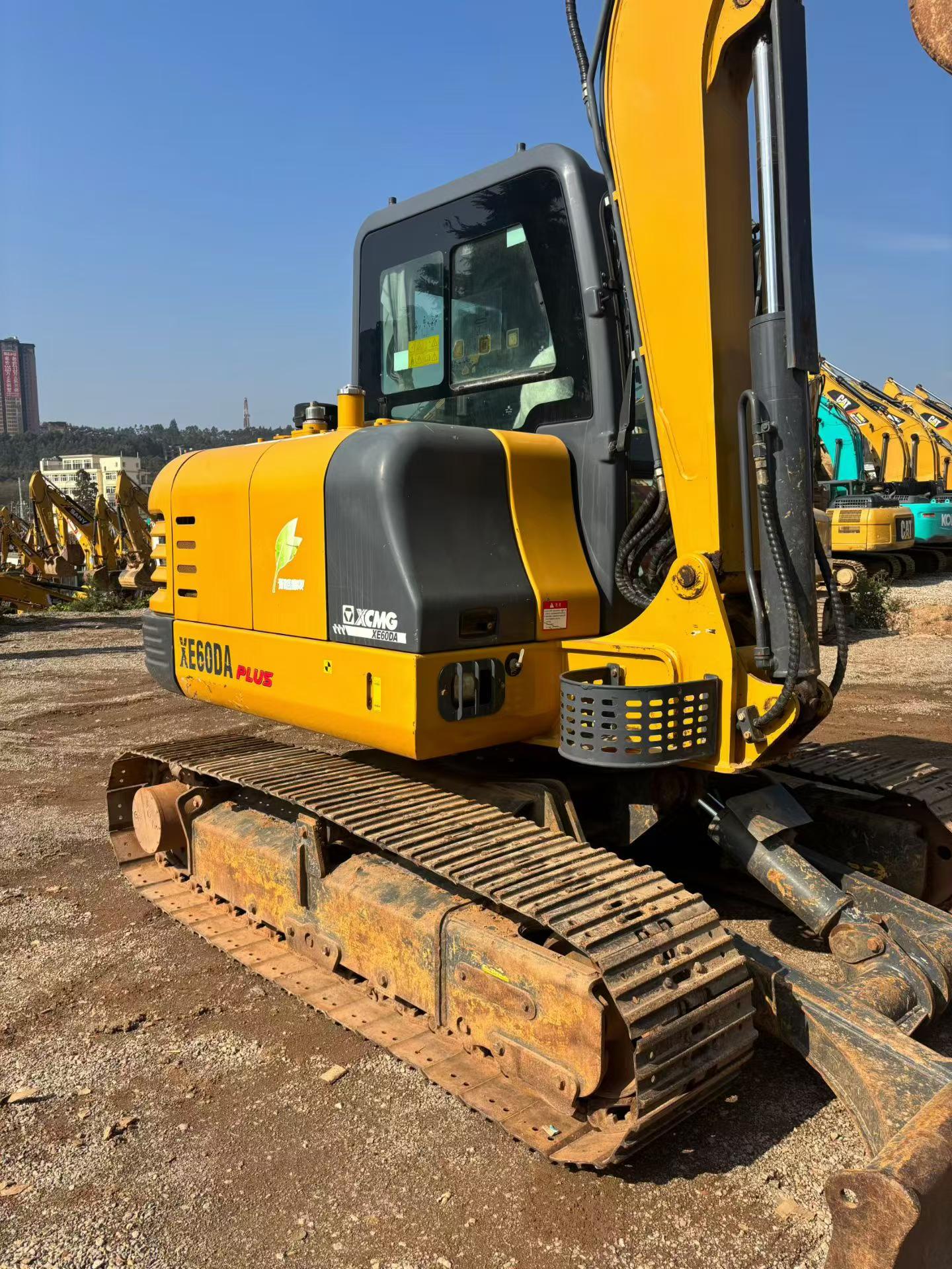 Used XCMG XE60 Excavator 2022 Model / 6