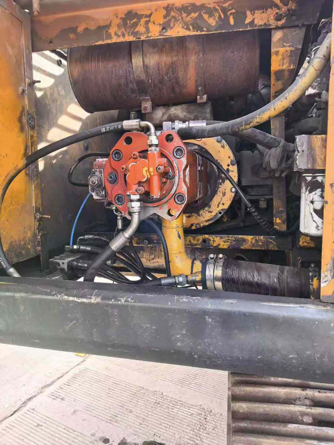 Used Hyundai R225-7 Excavator 2016 Model / 5