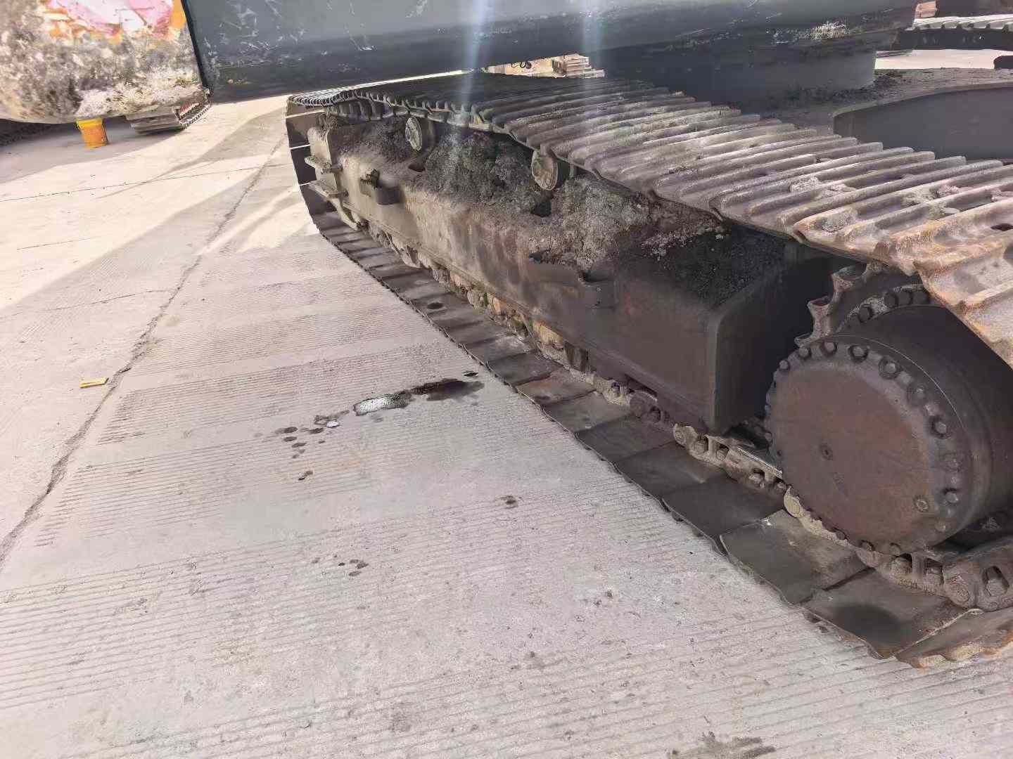 Used Hyundai R225-7 Excavator 2016 Model / 6