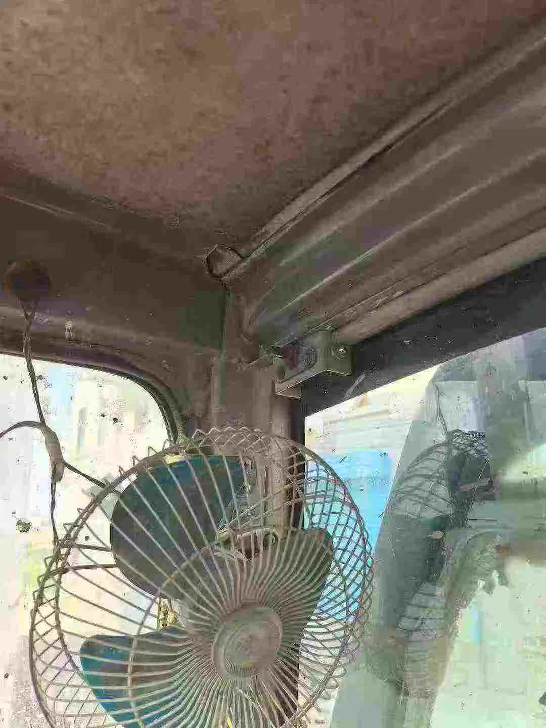 Used Hitachi EX70 Excavator 2011 Model / 7