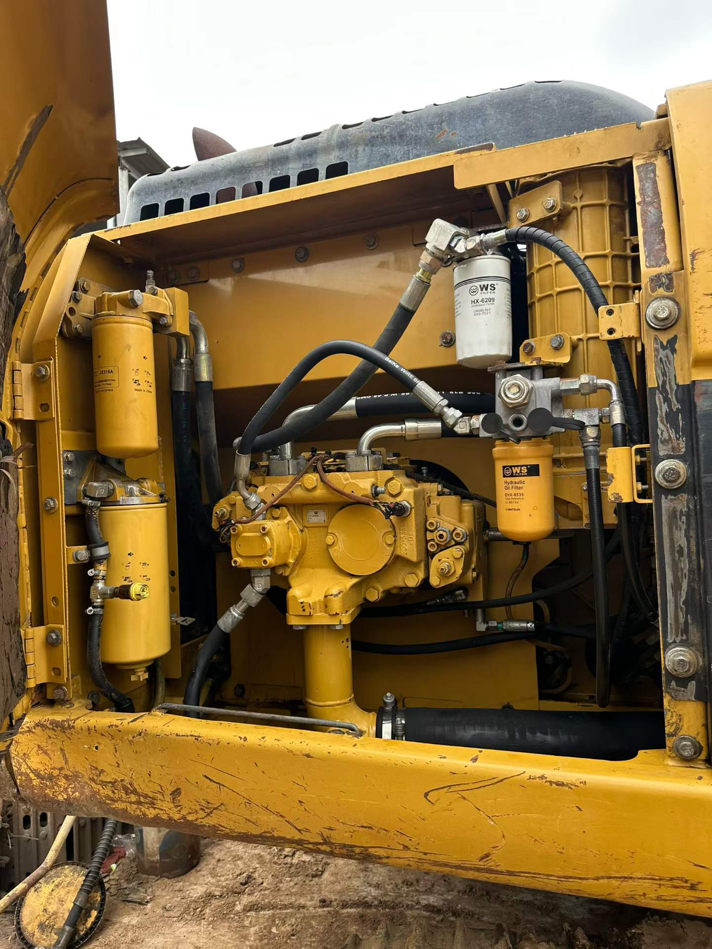 Used Caterpillar 320D Excavator 2012 Model / 7