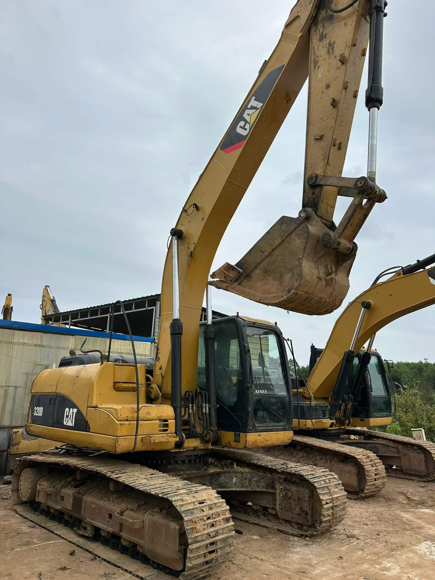 Used Caterpillar 320D Excavator 2012 Model / 2