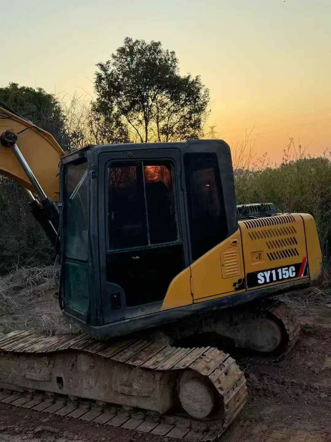 Used Sany SY115C Excavator 2015 Model / 2