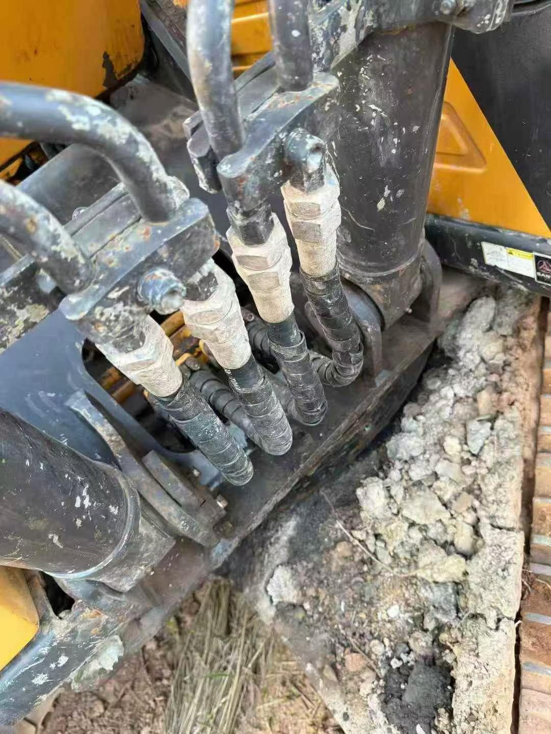 Used Sany SY115C Excavator 2015 Model / 8