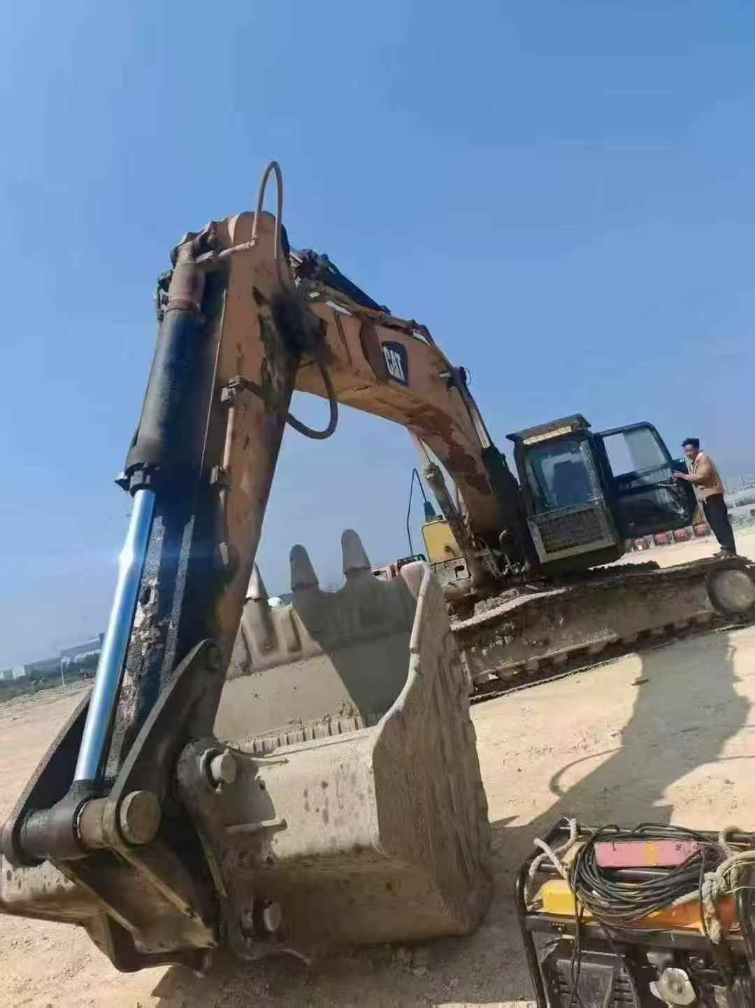 Used Caterpillar 349E Excavator 2016 Model / 2