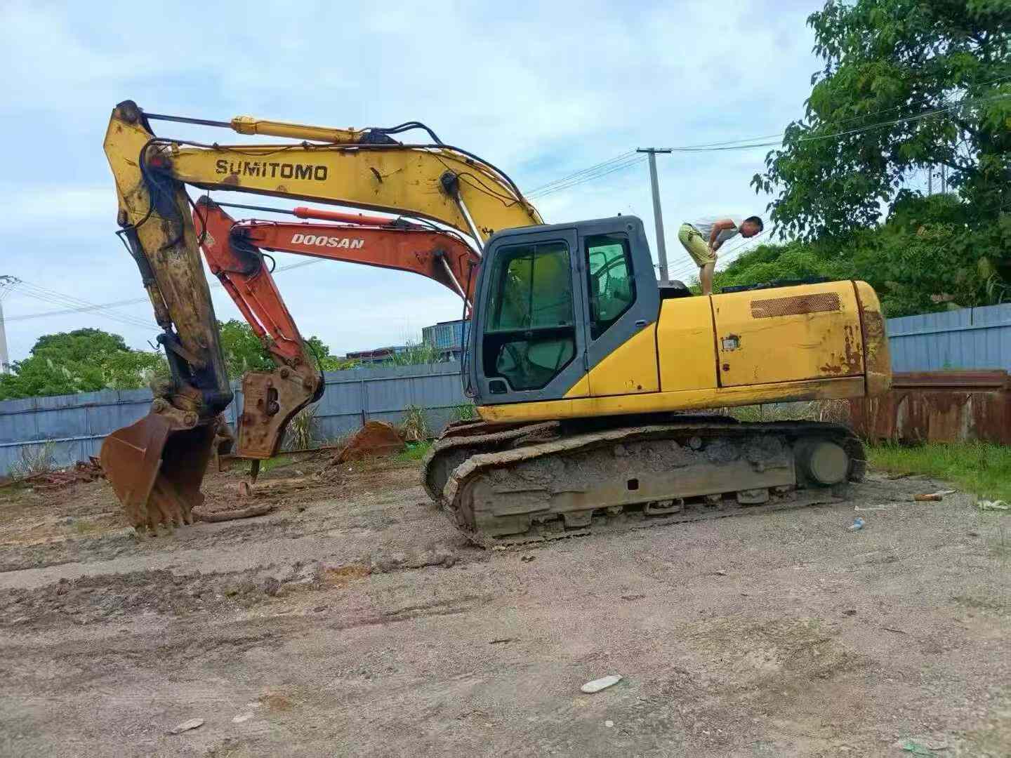 Used Sumitomo SH210-5 Excavator 2016 Model / 9