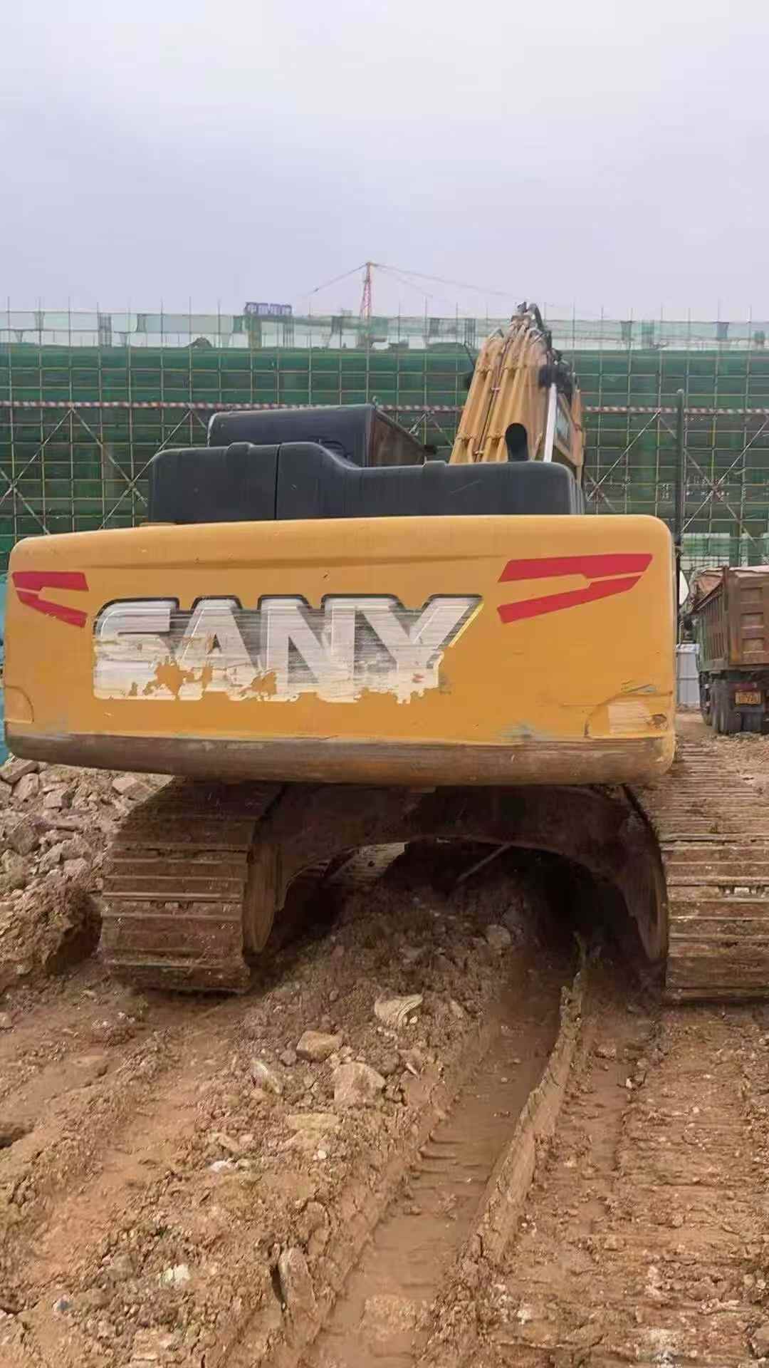 Used Sany SY215C Excavator 2020 Model / 2