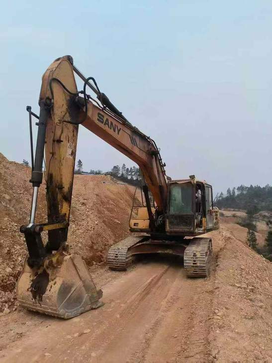 Buy Sany SY215C Used Excavator / 1