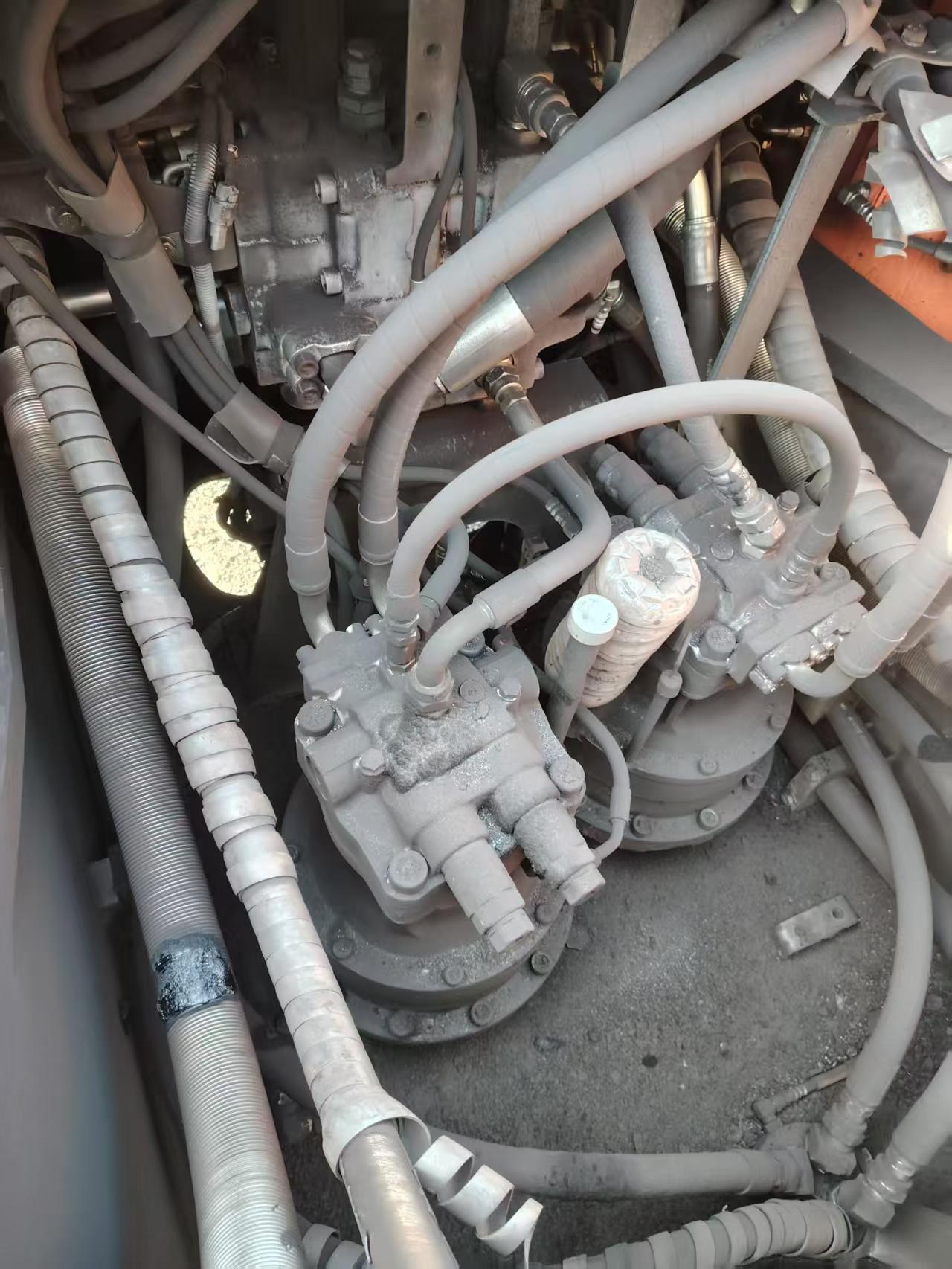 Used Hitachi ZX490LCH-5A Excavator 2021 Model / 6