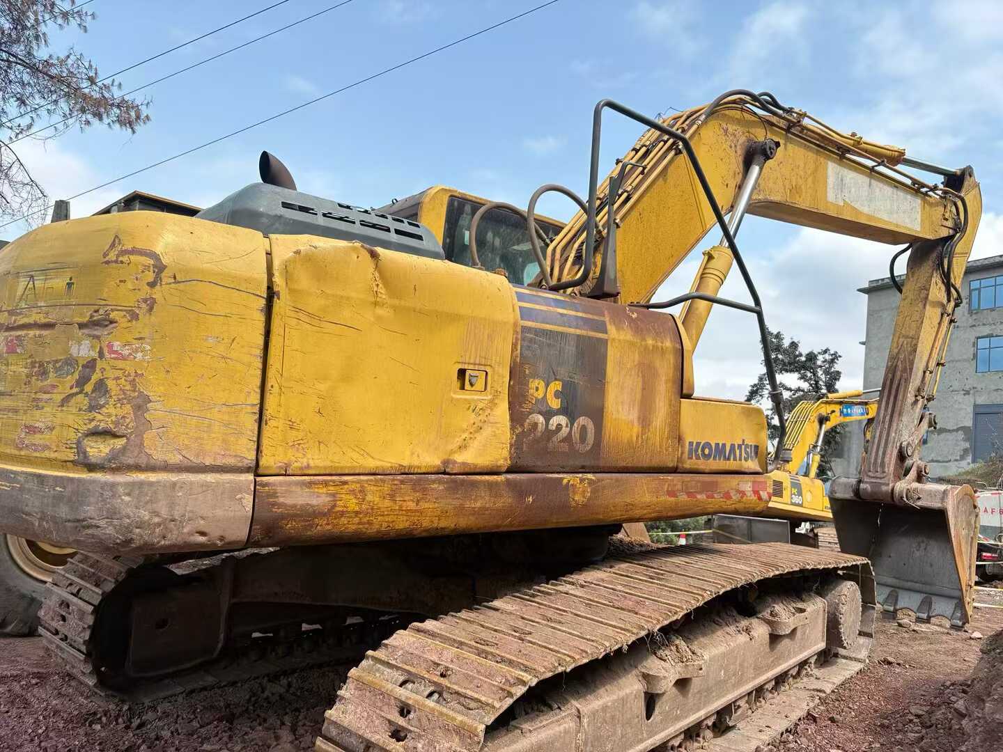 Used Komatsu PC220 Excavator 2019 Model / 2